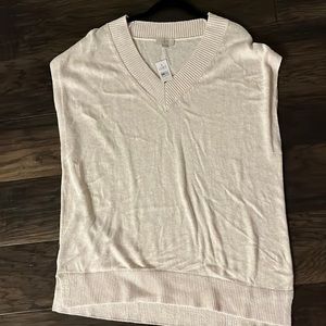 Loft NWT Cream Sweater Vest XL